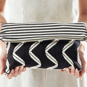 Mercado Global | Florentina Clutch-to-Hobo Bag Black Tan NWT